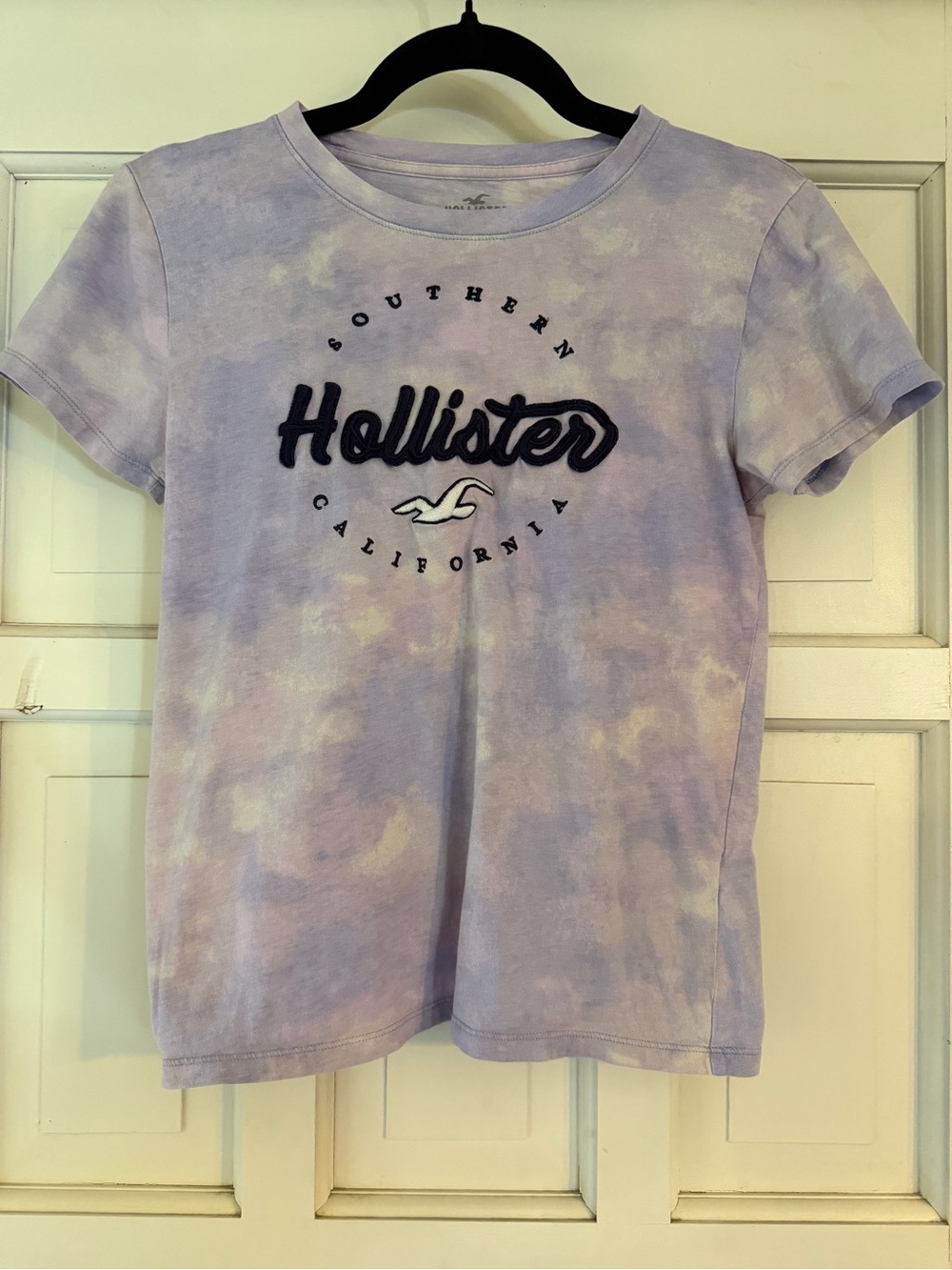 Hollister Pastel Lavender Tie-Dye Short Sleeve Tee